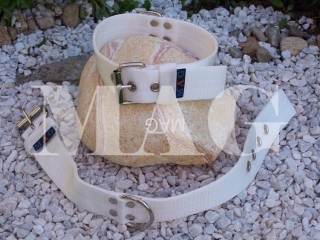 obojek bílý š.4cm 