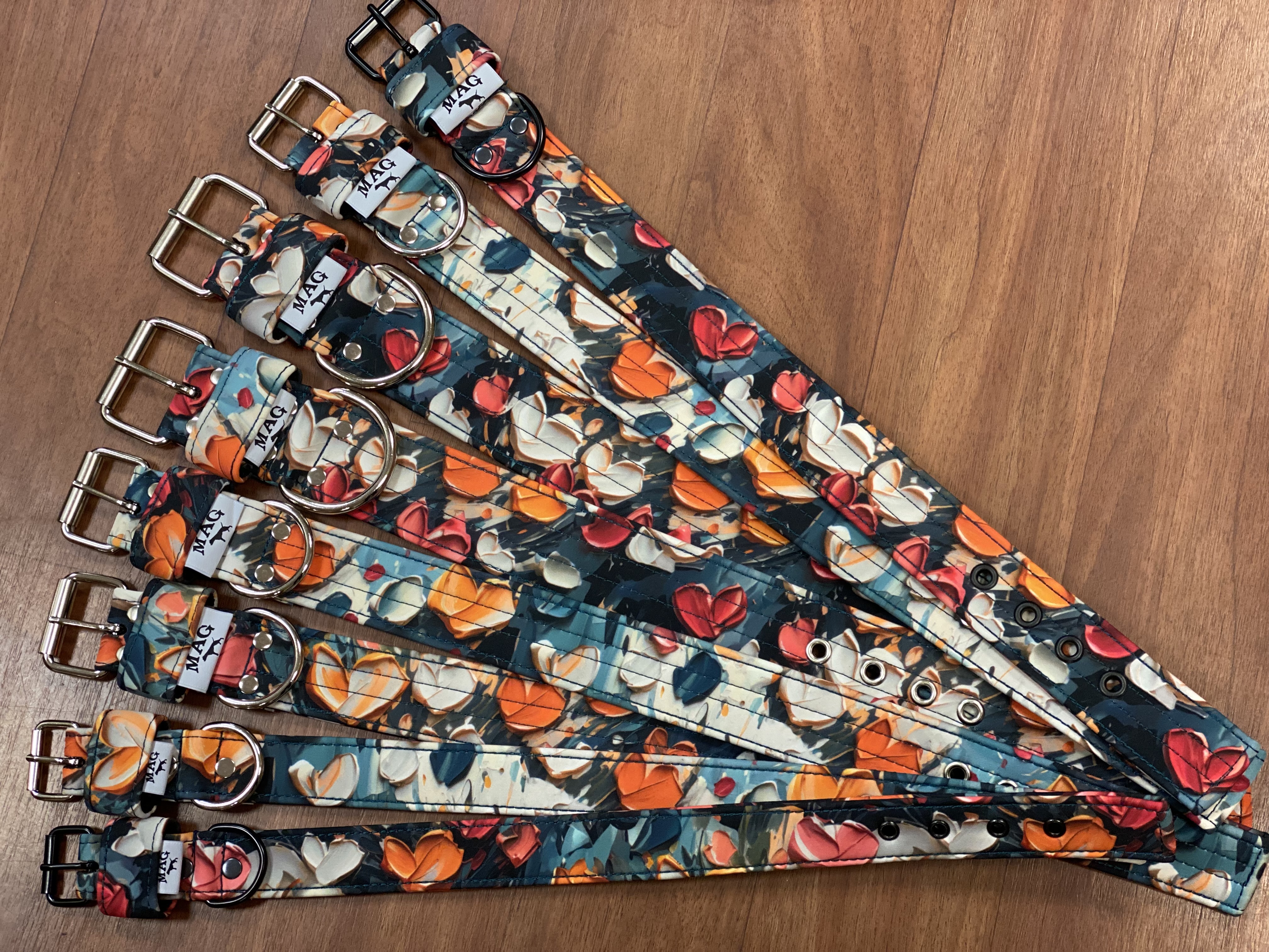 obojek soft. vršek - malovaná srdíčka š.5cm