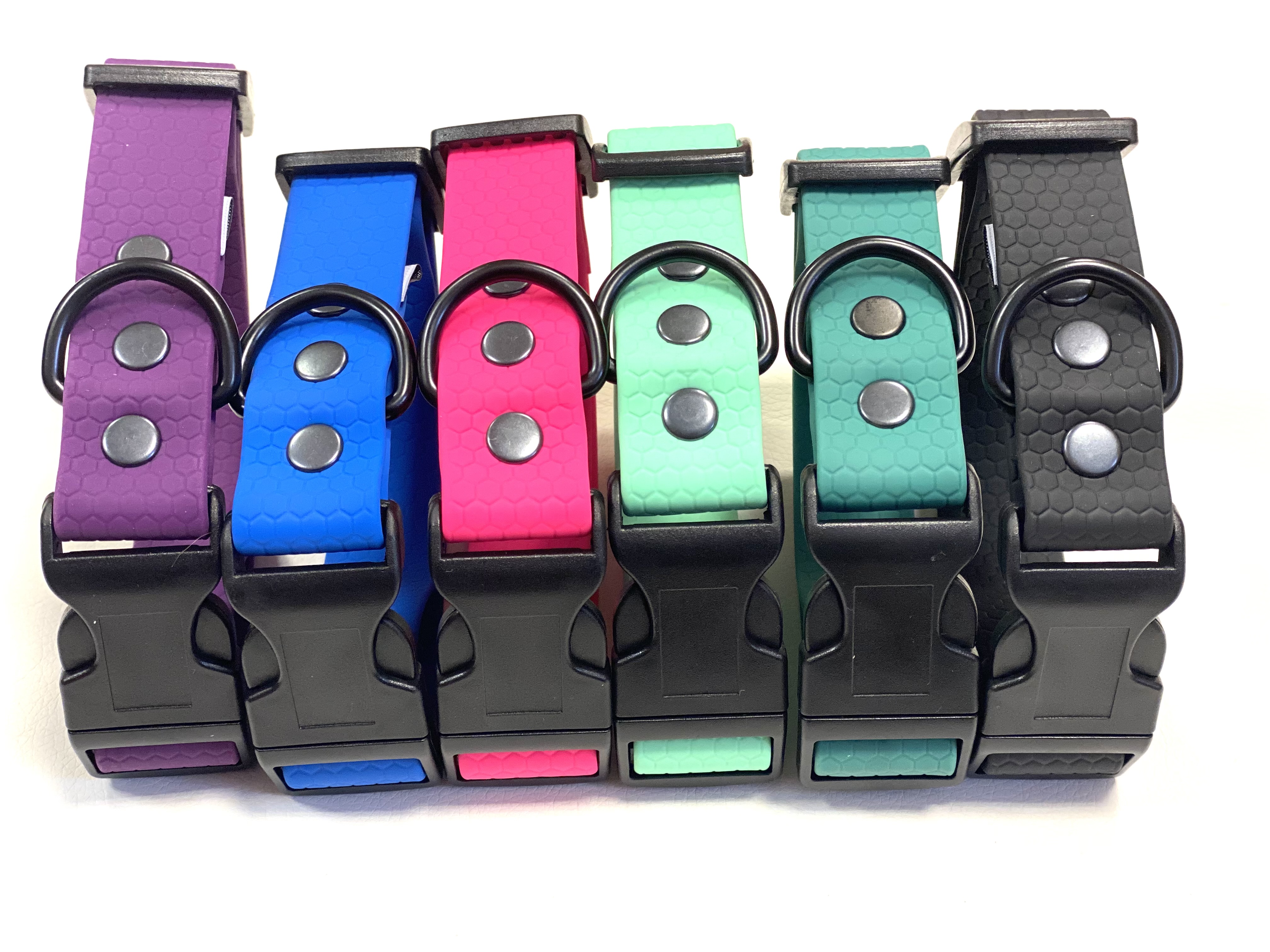 Hexa obojek s plastovou sponou š.2,5cm